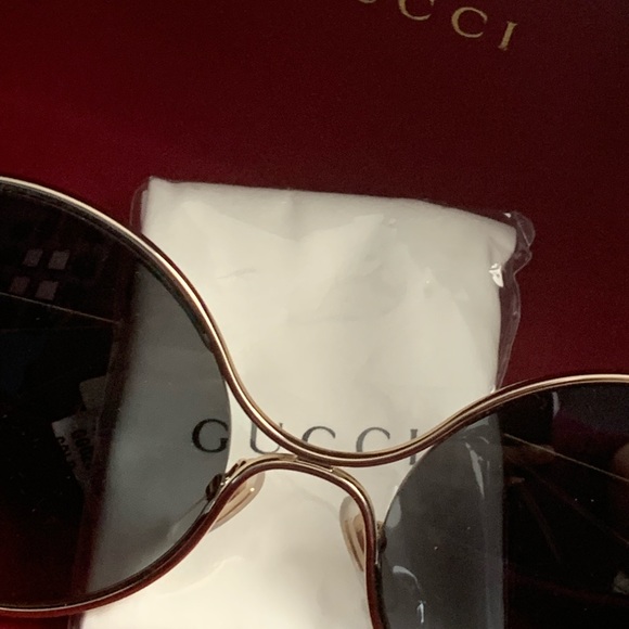 Gucci gg0253s round sunglasses gold frame NWT - Picture 9 of 11
